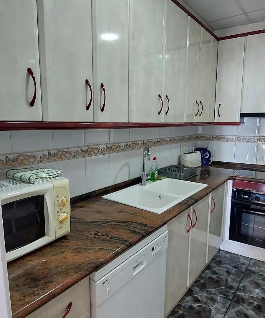 아파트 Apartamento 1 Linea De Playa + Parking! 살루 스페인