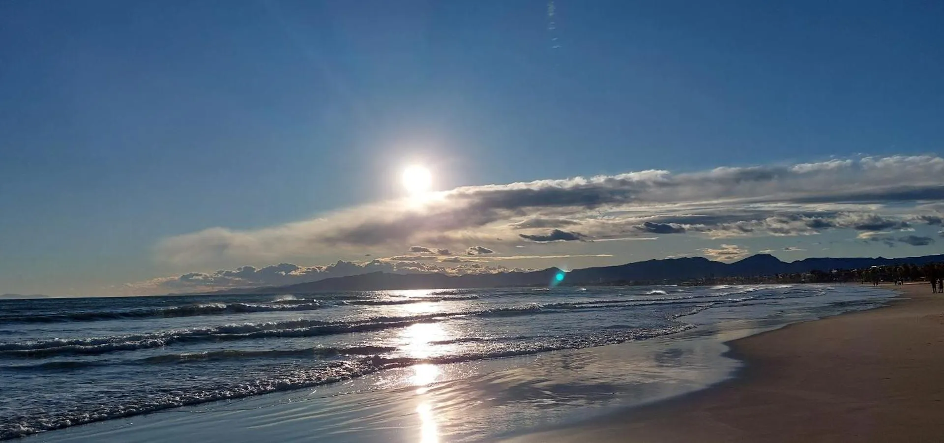 아파트 Apartamento 1 Linea De Playa + Parking! 살루